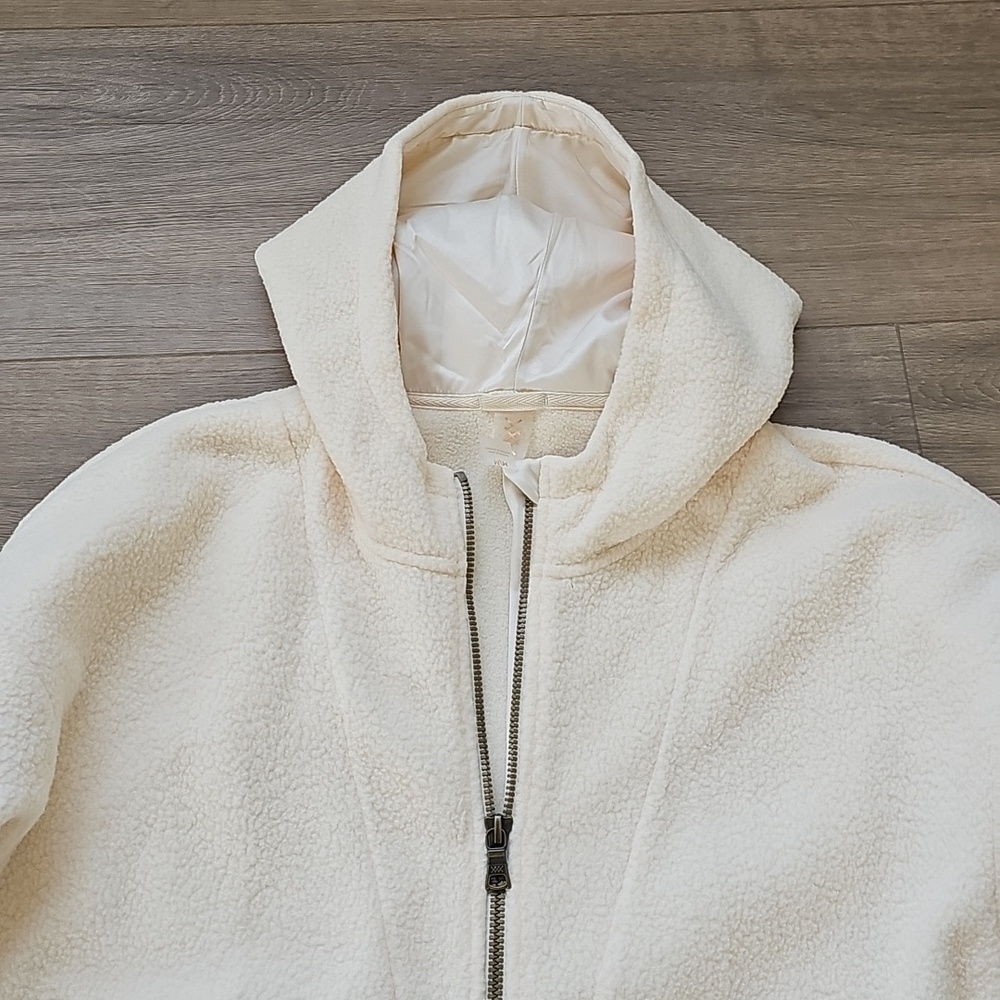 RHONE AloftFleece Full Zip Cream Size Medium - Picture 6 of 9